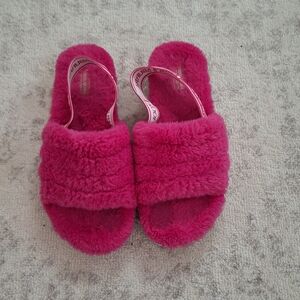 Koolaburra bu Ugg slippers